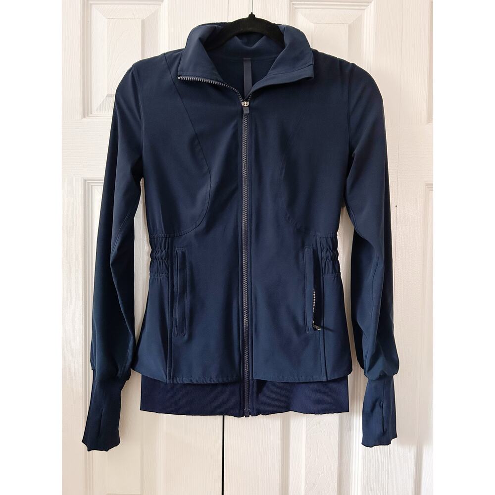 Lululemon Sights Seen Jacket Size 2 - Picture 6 of 11